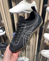 Onitsuka Tiger Sclaw Black White