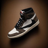 NIKE AIR JORDAN RETRO 1 HIGH X TRAVIS SCOTT