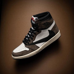 NIKE AIR JORDAN RETRO 1 HIGH X TRAVIS SCOTT