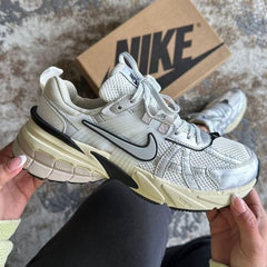 Nike V2k Run Metallica Silver