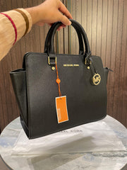 Michael_Kors SELMA SATCHEL Handbag with extra sling belt and dust cover 469