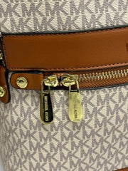 Michael Kors Kenley Premium Quality Bagpack With Dust Bag