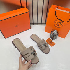 Hermes Paris Oran Flats For Her With OG Box & Carry Bag H38-41 Khakhi Slide