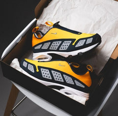 Nike AirMax SNDR Canyon Gold