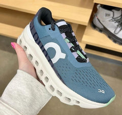 On Cloud monster Dust/Vapor