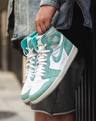 AIR JORDAN RETRO 1 TURBO GREEN SEMI UA