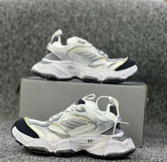 Balenciaga 10XL cargo Sneakers Oversized White/Black