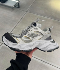 Balenciaga 10XL cargo Sneakers Oversized White/Black