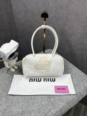 Miu Miu Versatile Long Handle White Leather Shoulder Bag With Dust Bag 502 White