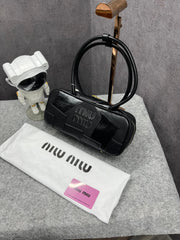 Miu Miu Versatile Long Handle Black Leather Shoulder Bag With Dust Bag 502 Black