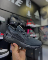 Under Armour HOVR Phantom 3 SE Triple Black