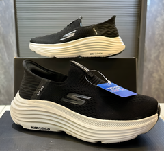 WMN Skechers Slip Ins Max Cushioning Premier black white