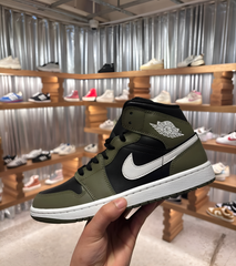 Air Jordan 1 Mid Medium Olive