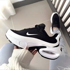 Nike AirMax Portal Trainer Black White 448