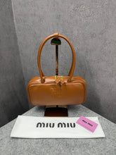 Miu Miu Beau Leather Brown Top-Handle Bag With Dust Bag Brown 502-1