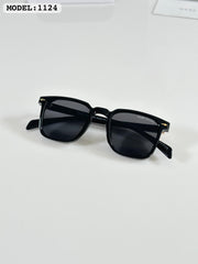 MARC JACOBS 1124 BLACK