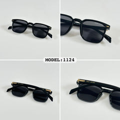 MARC JACOBS 1124 BLACK