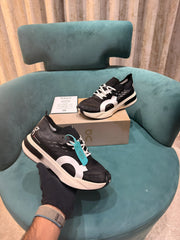 On Cloudboom Strike Black/White