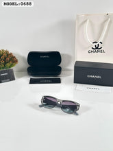 CHANEL WMNS 0688 GREY GREEN DC