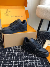 Lv Trainer Sneaker All Black double Box