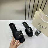 Alexander Mcqueen Alex Leather For Women With OG Box & Carry Bag Black 1892
