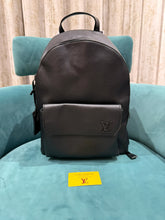 Louis Vuitton Discovery Backpack PM Premium High Quality Backpack With Dust Bag (M57079 Black)