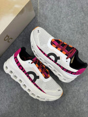 WMN ON CLOUDMONSTER UNDYED WHITE AURORA FOR HER