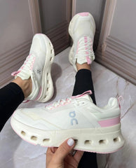 WMN On Running Cloudtilt Ivory For Her