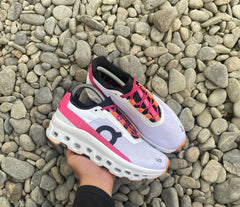 WMN ON CLOUDMONSTER UNDYED WHITE AURORA FOR HER