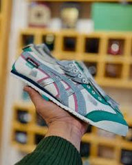 Onitsuka Tiger New Style Slipons