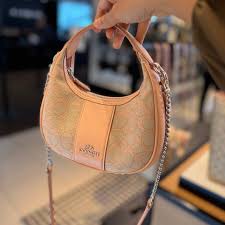 Coach Carmen Shoulder Bag With OG Box Dust Bag 681214 Light Pink Cloth