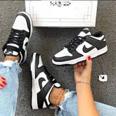 WMN SB Dunk panda Black for Her