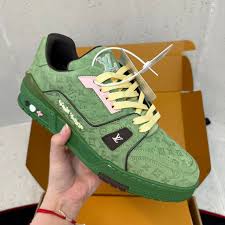 Louis Vuitton Trainer Men's Sneakers Shoes