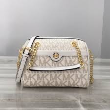 Michael Kors Blair Boston With OG Box & Dust Bag (22312 Beige White)