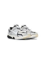 Nikee Zoom Vomero 5 Beige White Black