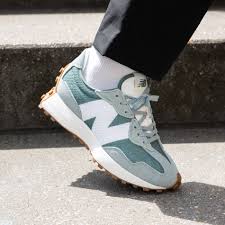 New Balance 327 Juniper