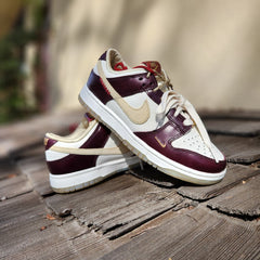 Nike Sb dunk low lx year of the snake