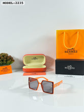 HERMES WMNS 2235 ORANGE BLACK