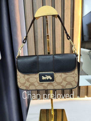 COAC_H Grace Sling Bag with Box 653