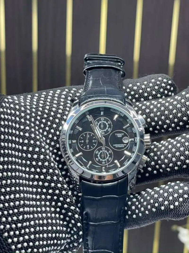 Tisso_t 1853 couturier leather