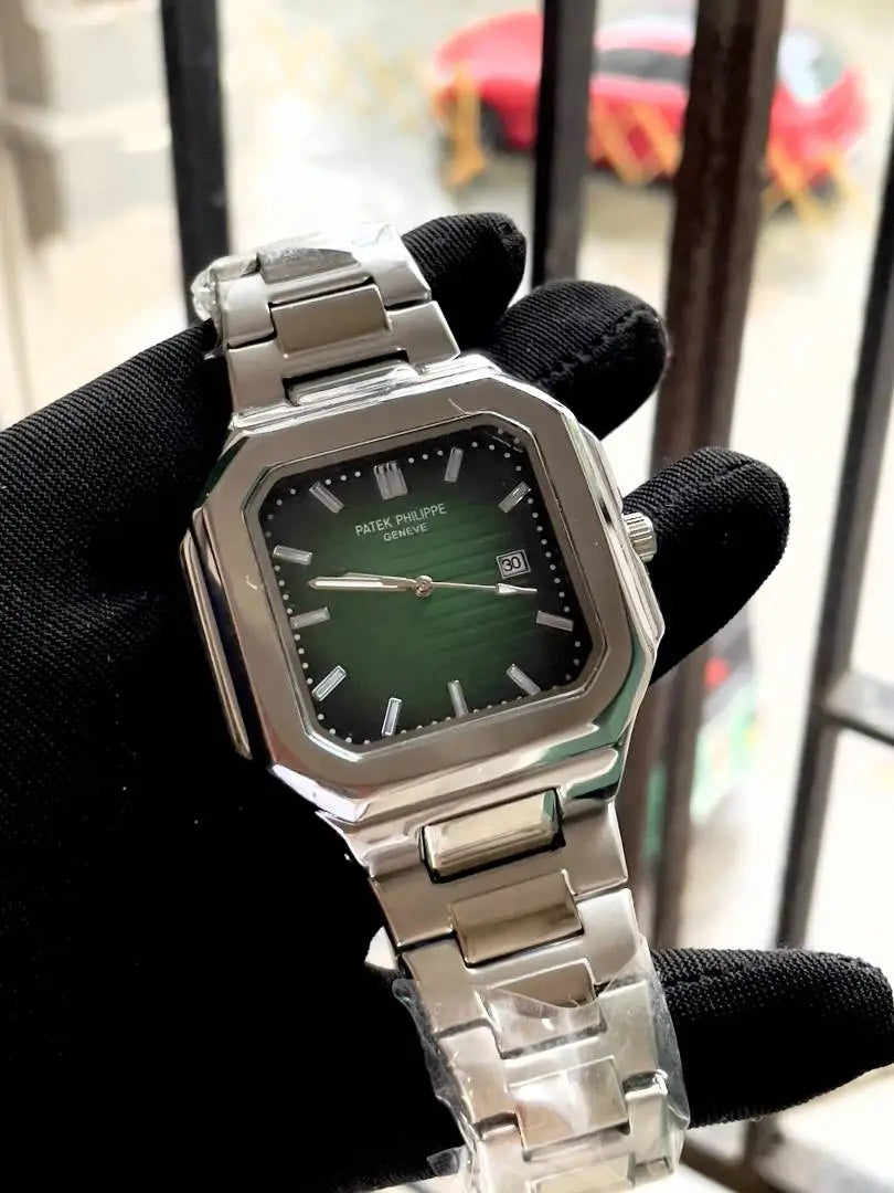 Patek phillipe cubitus