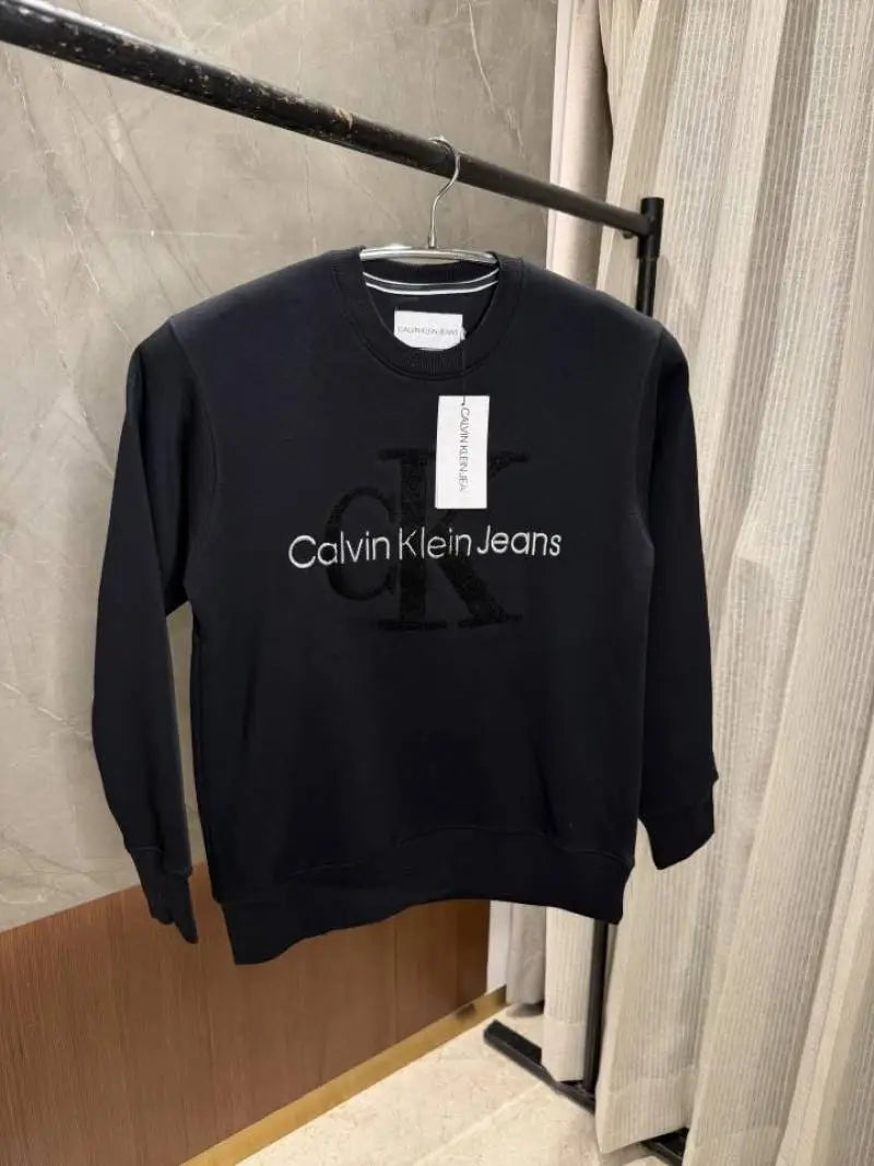 Calvin Klei_n Black Sweatshirt Store Article