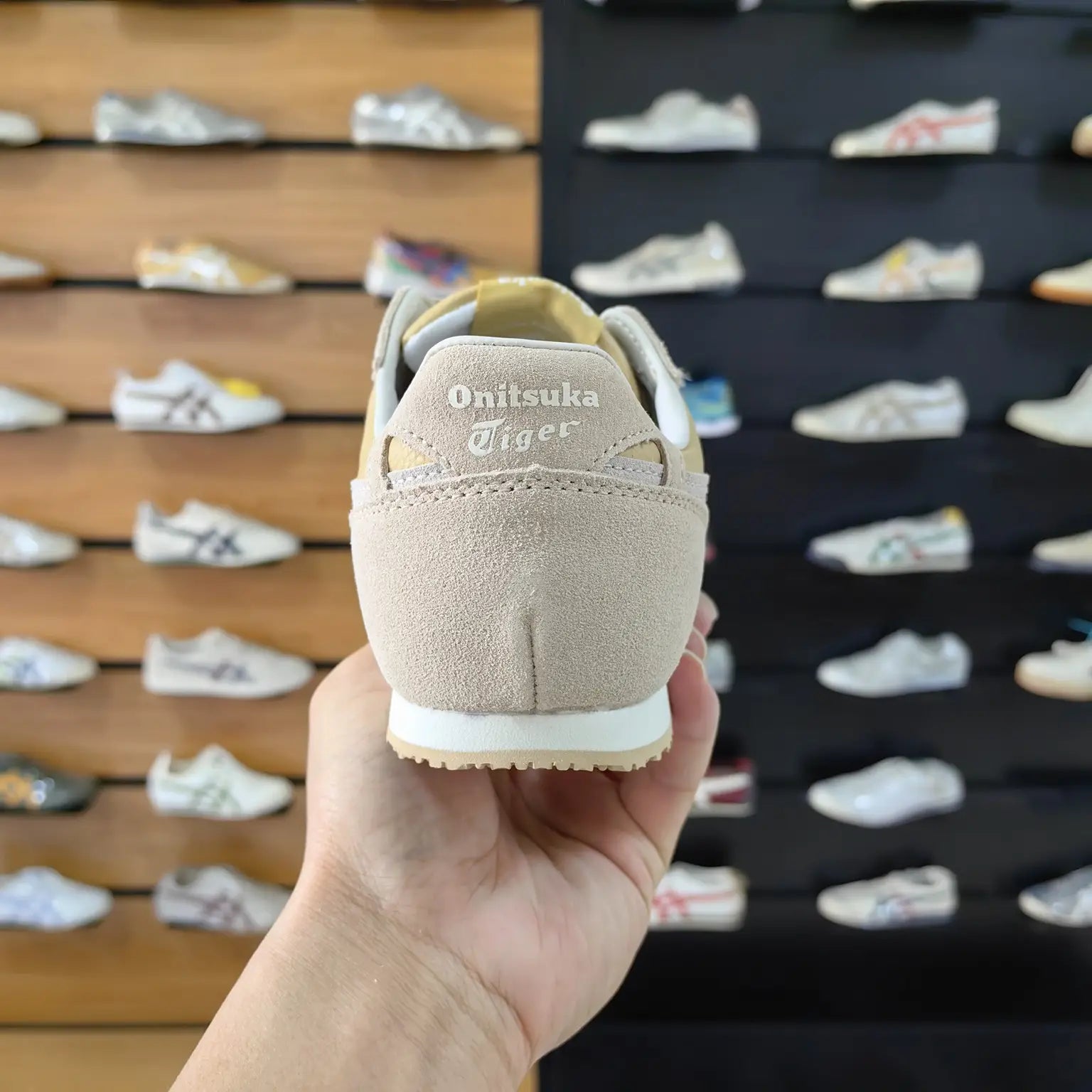 Onitsuka Tiger Serrano Mineral Brown Cream Mens 7A Premium D-2021