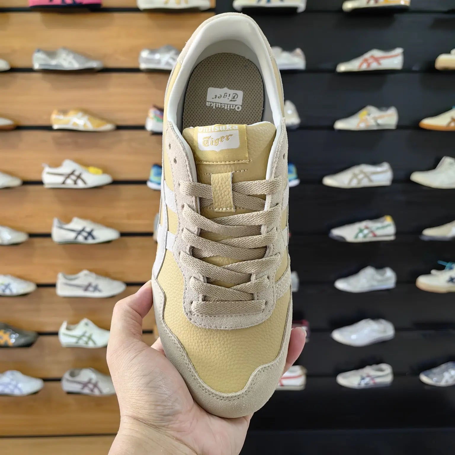Onitsuka Tiger Serrano Mineral Brown Cream Mens 7A Premium D-2021