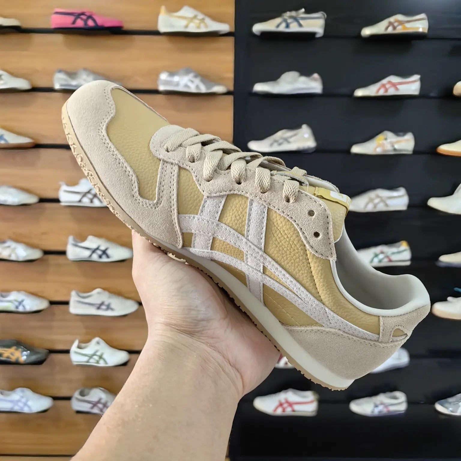Onitsuka Tiger Serrano Mineral Brown Cream Mens 7A Premium D-2021