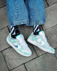 Nike SB Dunk Year Of The Dragon Steam Puppet