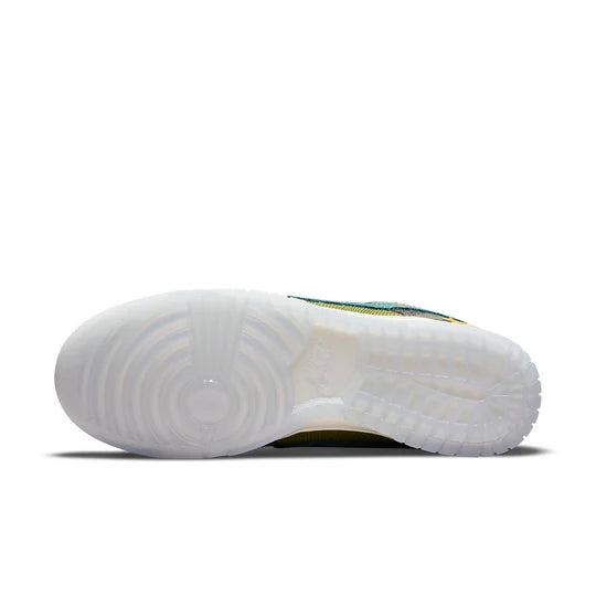 NIKE DUNK SEIMPRE FAMILIA UA