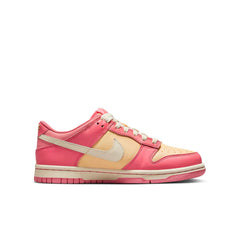 WMNs Nike Dunk Low ‰ÛÏStrawberry - Peach/Cream‰۝