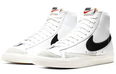 WMNs Nike Blazer Mid 77 Vintage ‰ÛÏBlack/White‰۝