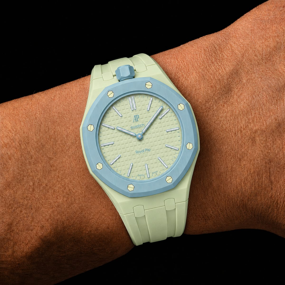 AP SWATCH WITH STRAP